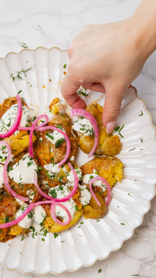 Crushed Garlic Potatoes With Greek Yogurt Dressing